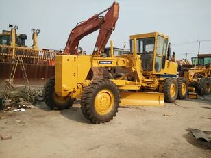 Komatsu GD623